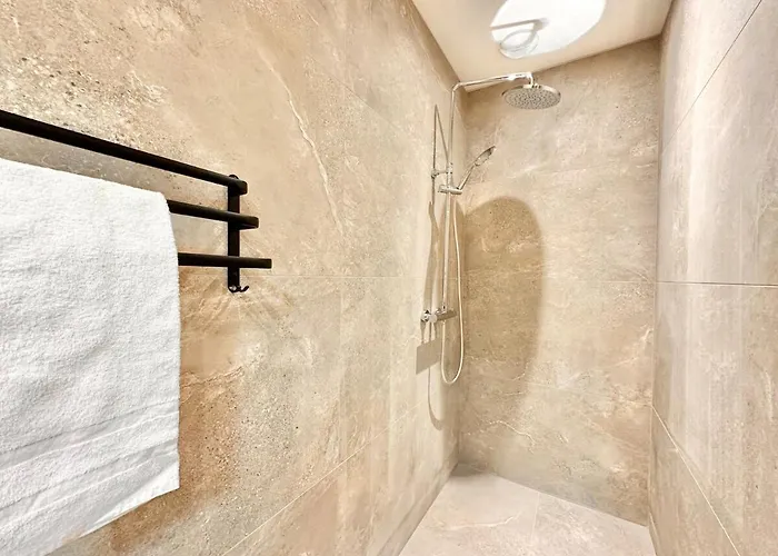 La Rose Pastel - Parking - Hyper Centre - Neuf *